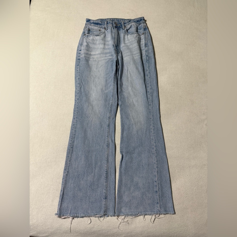 American Eagle Highest Rise 90s Flare Jeans Womens 6 Fray Hem‎ Light Wash
